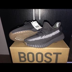 Yeezy boost 350 cinder